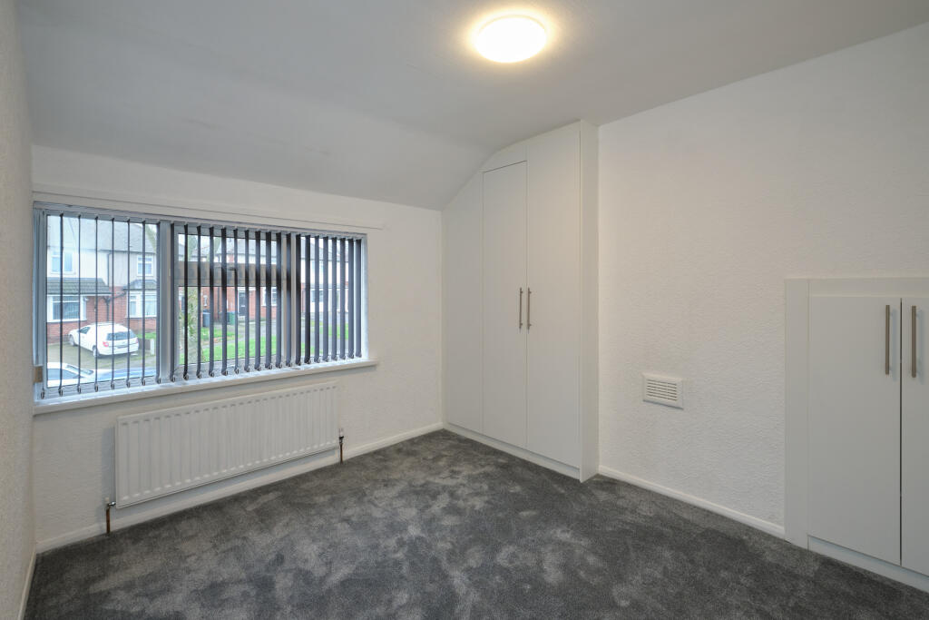 Additional image 25 of Warley Road, Oldbury, B68