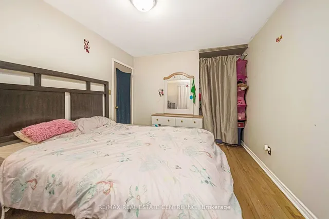 Additional image 31 of 27 Vodden Crt