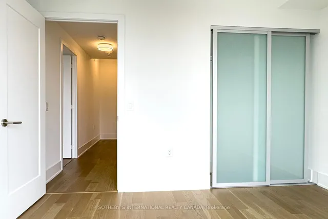 Additional image 15 of 585 Bloor St Unit 4022