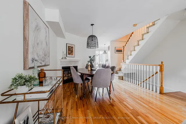 Additional image 7 of 17 Brick Crt