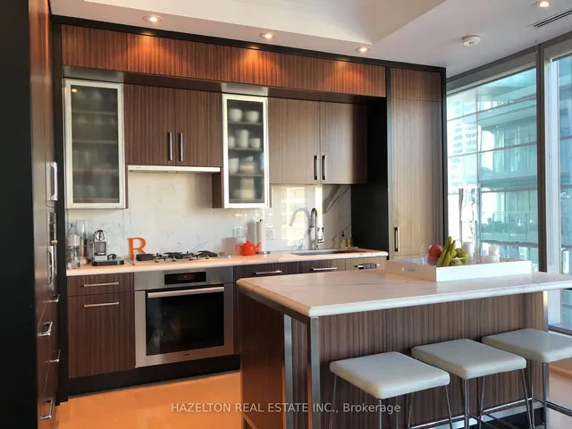 Additional image 9 of 55 Scollard St Unit 701