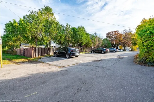 Additional image 26 of 1221-1223 Main St