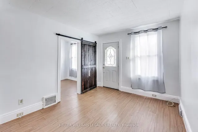 Additional image 3 of 367 Cope St