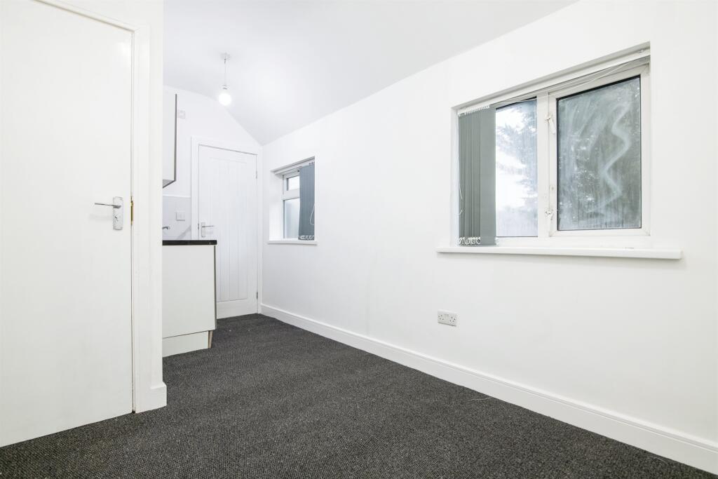 Additional image 13 of Manor Road, Smethwick