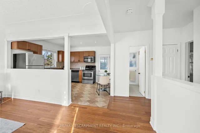 Additional image 9 of 1053 HELENA St