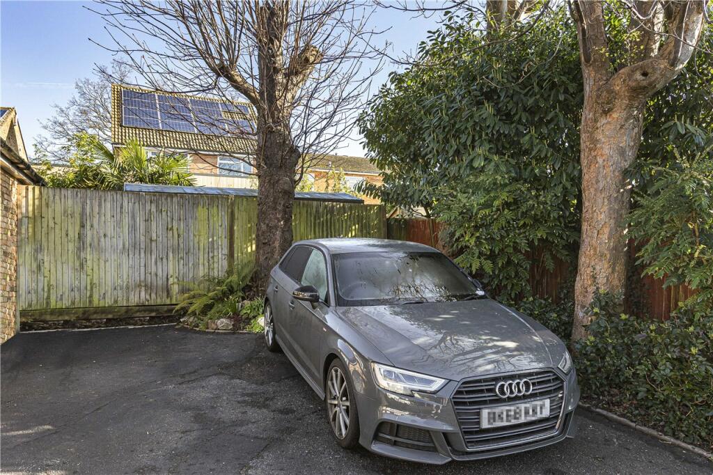 Additional image 27 of Cubitts Close, Digswell, Hertfordshire, AL6