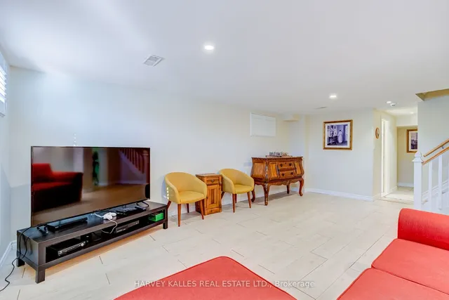 Additional image 20 of 24 Beaucourt Rd