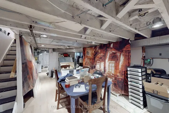 Additional image 30 of 16 Winnifred Ave