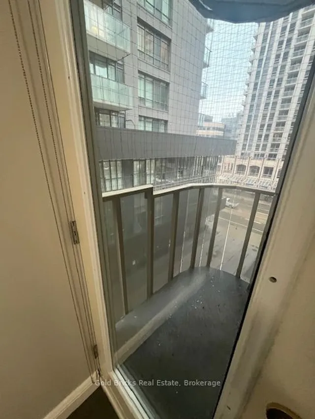 Additional image 12 of 750 Bay St Unit 610