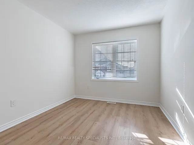 Additional image 23 of 86 Donlamont Circ