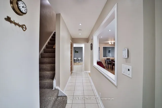 Additional image 8 of 79 Warwick Castle Crt