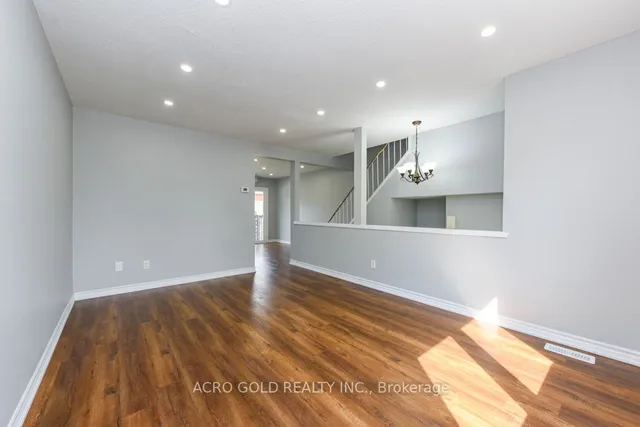 Additional image 10 of 19 Hoskins Sq