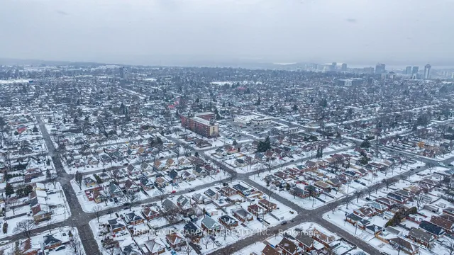 Additional image 40 of 374 East 16th St