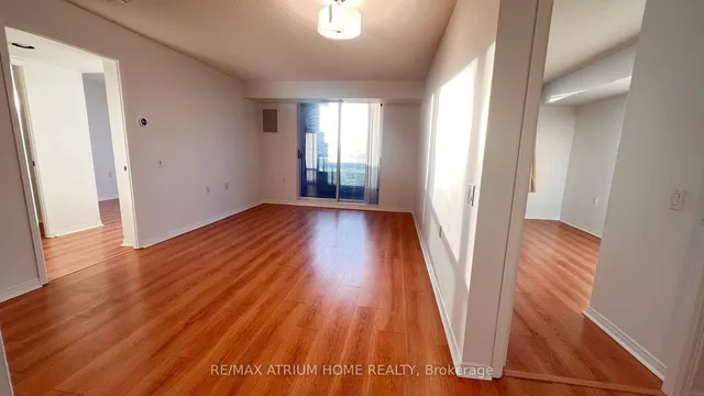 Additional image 13 of 35 Finch Ave Unit 2511