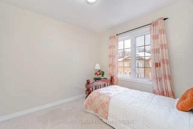 Additional image 26 of 39 Pin Lane