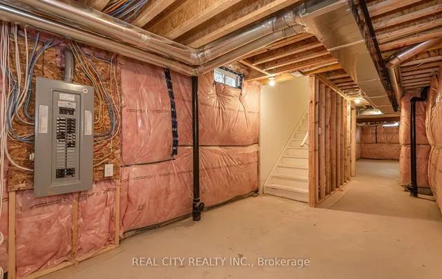 Additional image 36 of 10 Donald Ficht Cres