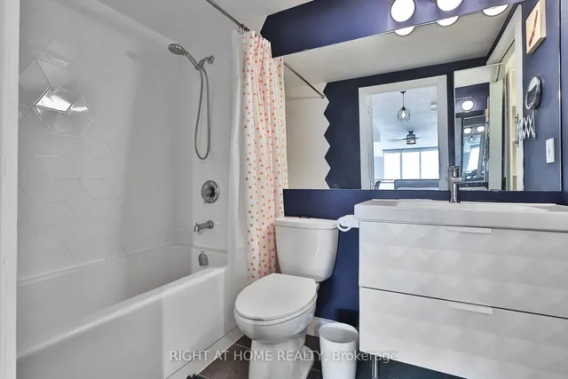 Additional image 30 of 77 Lombard St Unit 303