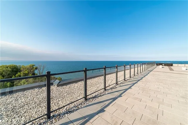 Additional image 10 of 125 Shoreview Pl Unit 226