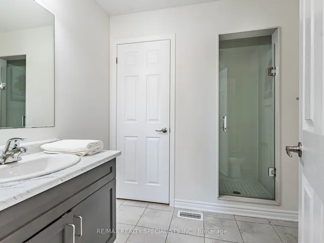 Additional image 21 of 86 Donlamont Circ