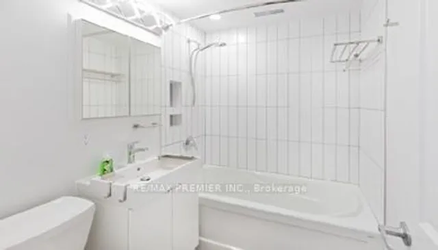 Additional image 13 of 391 Royal York Rd