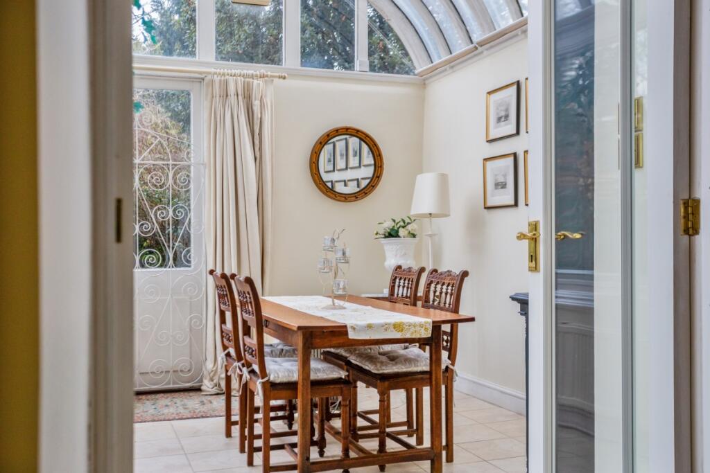 Additional image 18 of Royal Crescent Bath BA1