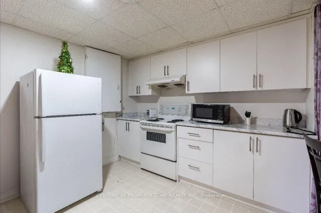 Additional image 29 of 50 Niagara Pl