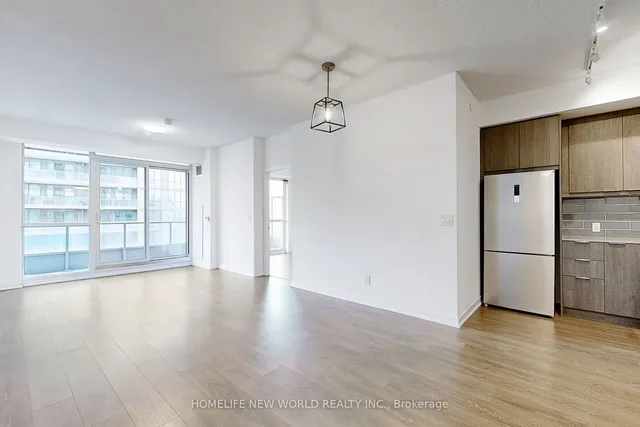 Additional image 3 of 38 Forest Manor Rd Unit 402