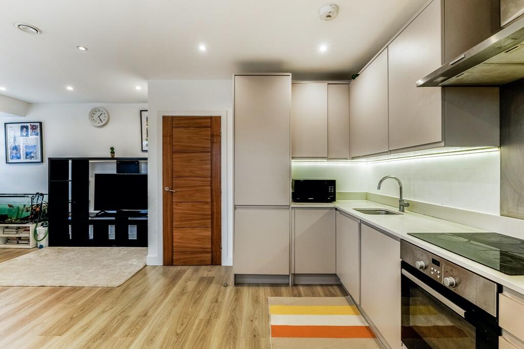 Additional image 8 of Stonehills, Welwyn Garden City, Hertfordshire, AL8