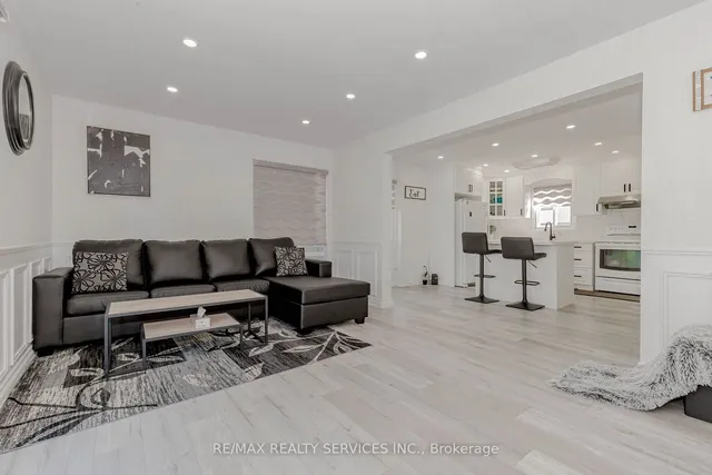 Additional image 9 of 13 Greenbush Crt