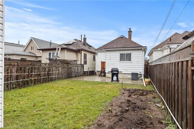 Additional image 22 of 150 Albany Ave