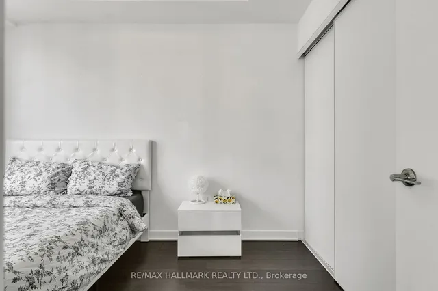 Additional image 26 of 125 Blue Jays Way St Unit 4608