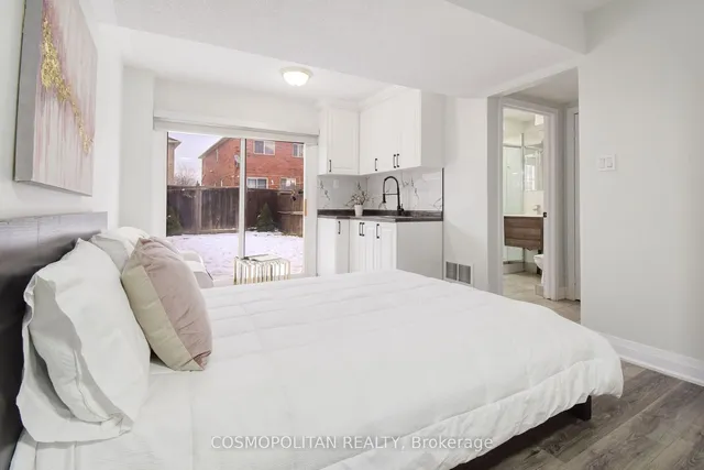 Additional image 24 of 125 Dunlop Crt