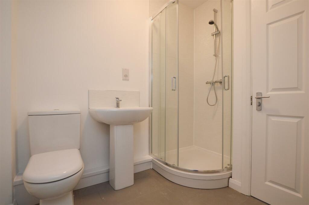 Additional image 6 of High Street, London Colney