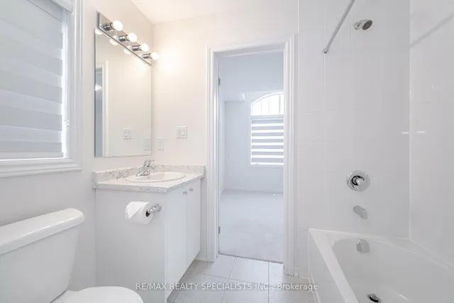 Additional image 28 of 3906 Koenig Rd