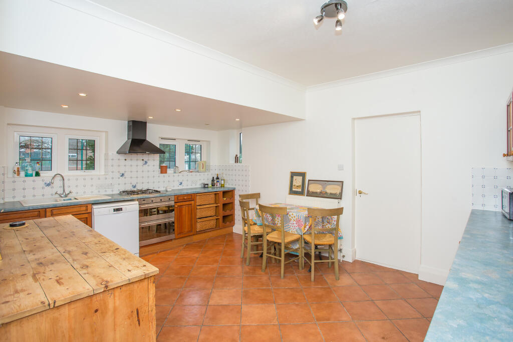 Additional image 10 of Marlborough Gate, St Albans, Herts, AL1