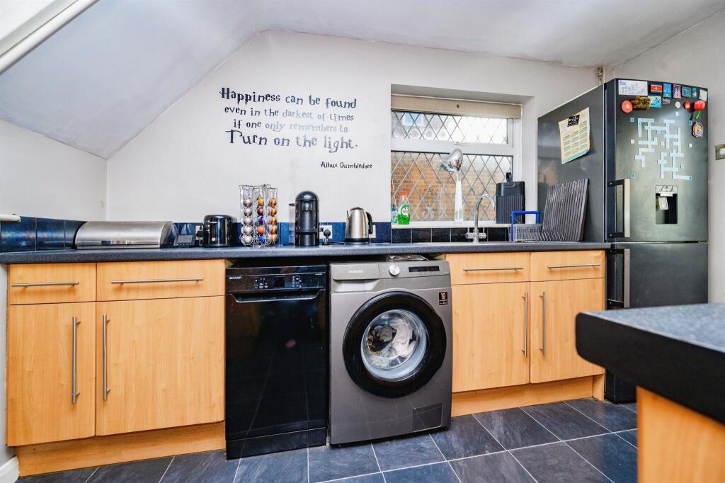 Additional image 13 of Riverford Close, Harpenden