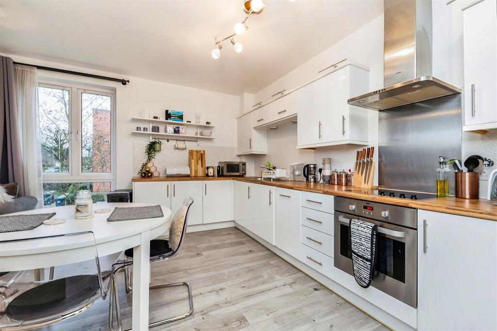 Additional image 18 of Broadwater Road, Welwyn Garden City