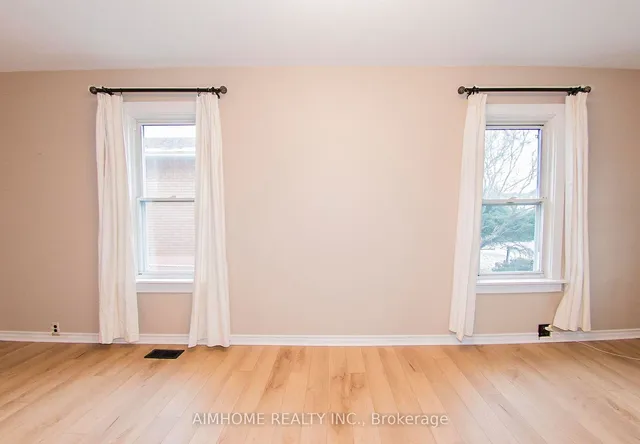 Additional image 4 of 160 Ivon Ave