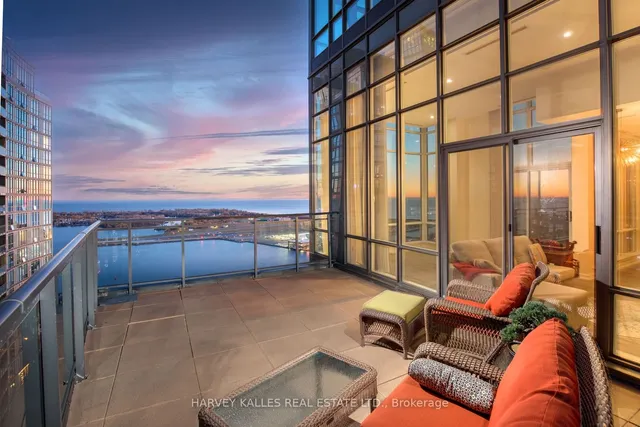 Additional image 32 of 15 Fort York Blvd Unit PH05