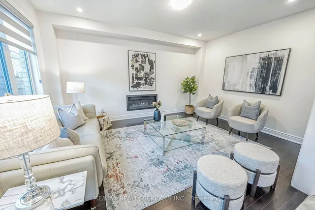 Additional image 11 of 5 Sinatra St