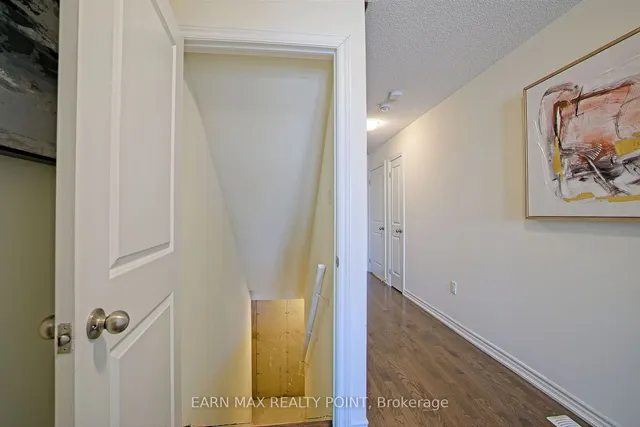 Additional image 8 of 90 Donald Ficht Cres