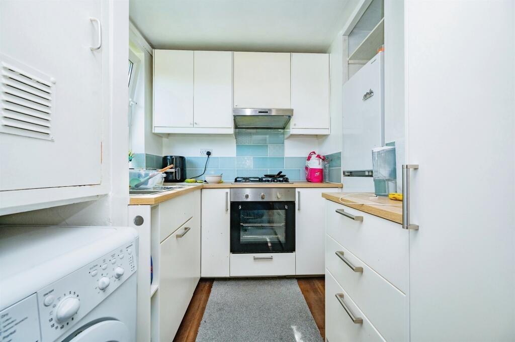 Additional image 8 of Hollybush Lane, Welwyn Garden City