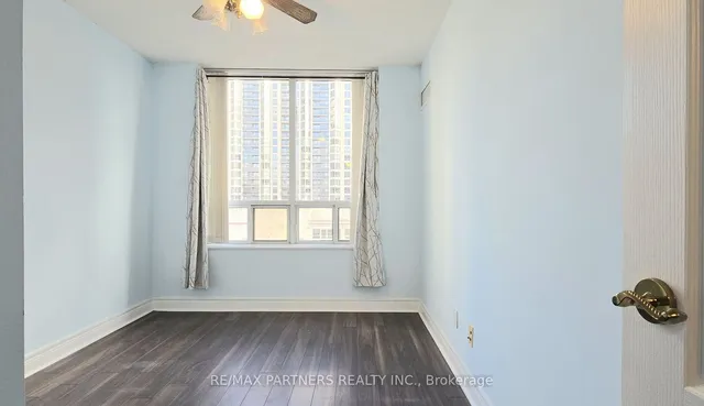 Additional image 8 of 5418 Yonge St Unit 1517