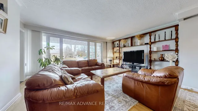 Additional image 5 of 15 Foxwarren Dr