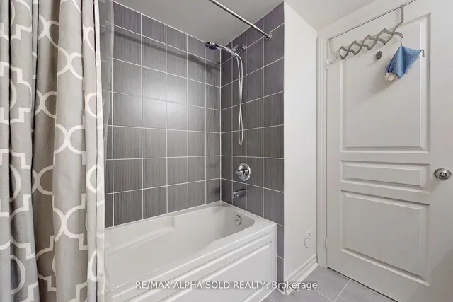 Additional image 30 of 3 Eaton Park Lane Unit 5