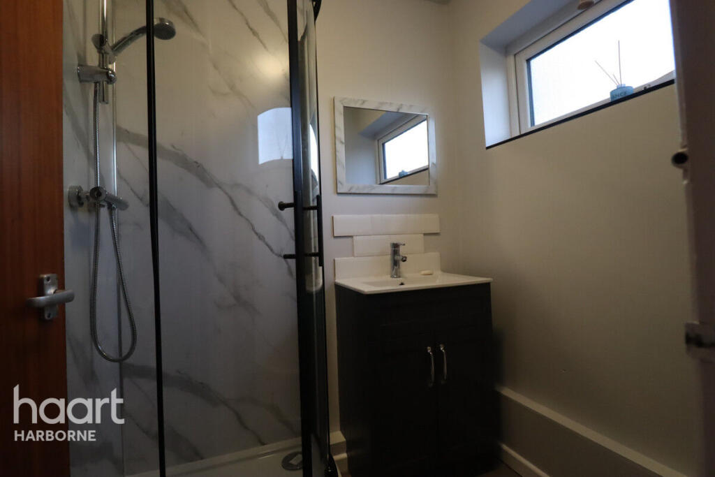 Additional image 6 of LEAHURST CRESCENT