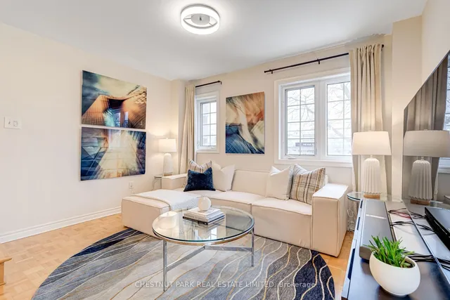 Additional image 2 of 2431 Dufferin St