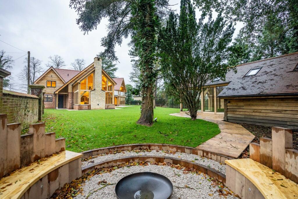 Additional image 21 of Oakridge, Drop Lane, Bricket Wood, St Albans, AL2