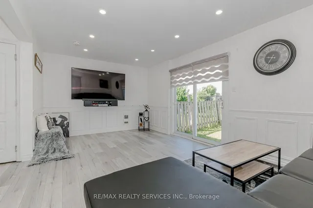 Additional image 12 of 13 Greenbush Crt