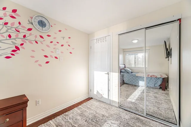 Additional image 22 of 11 Horatio Crt